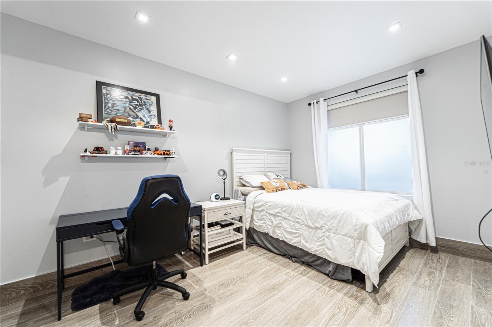 PLANTATION VILLAGE - Residential