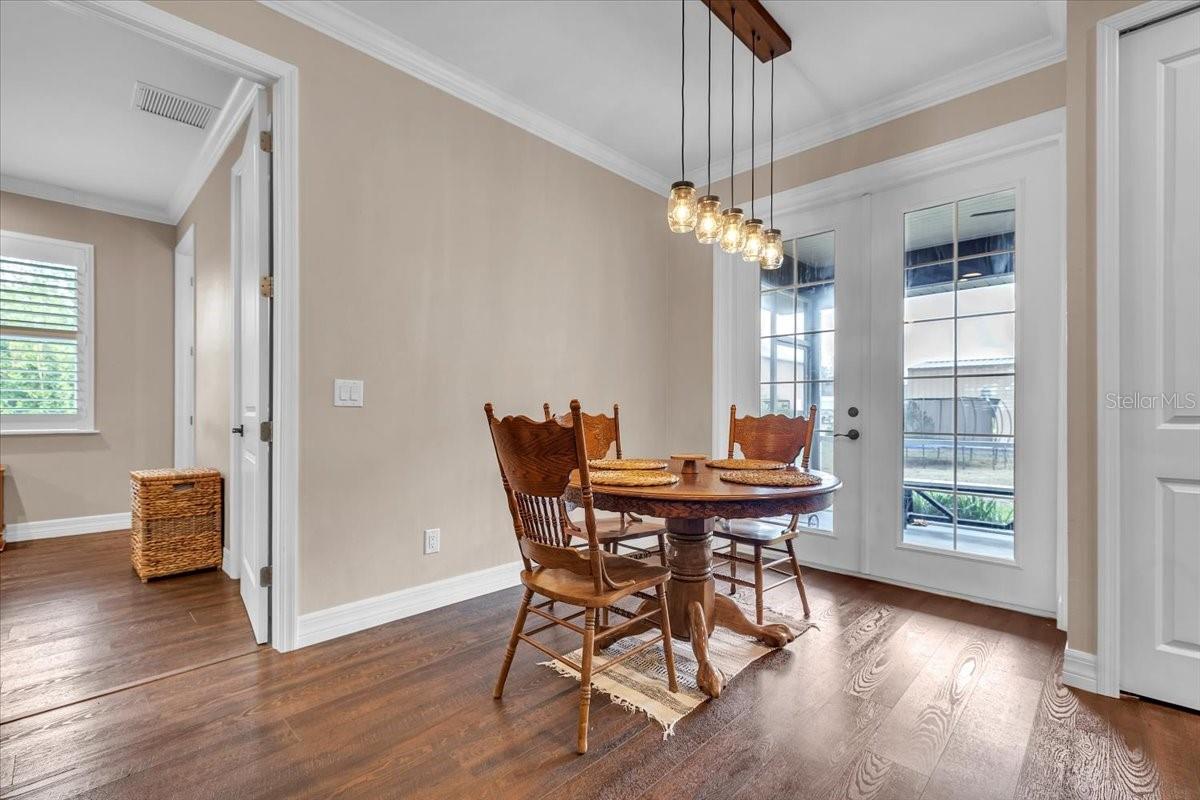 RIVER OAKS SUB - Residential