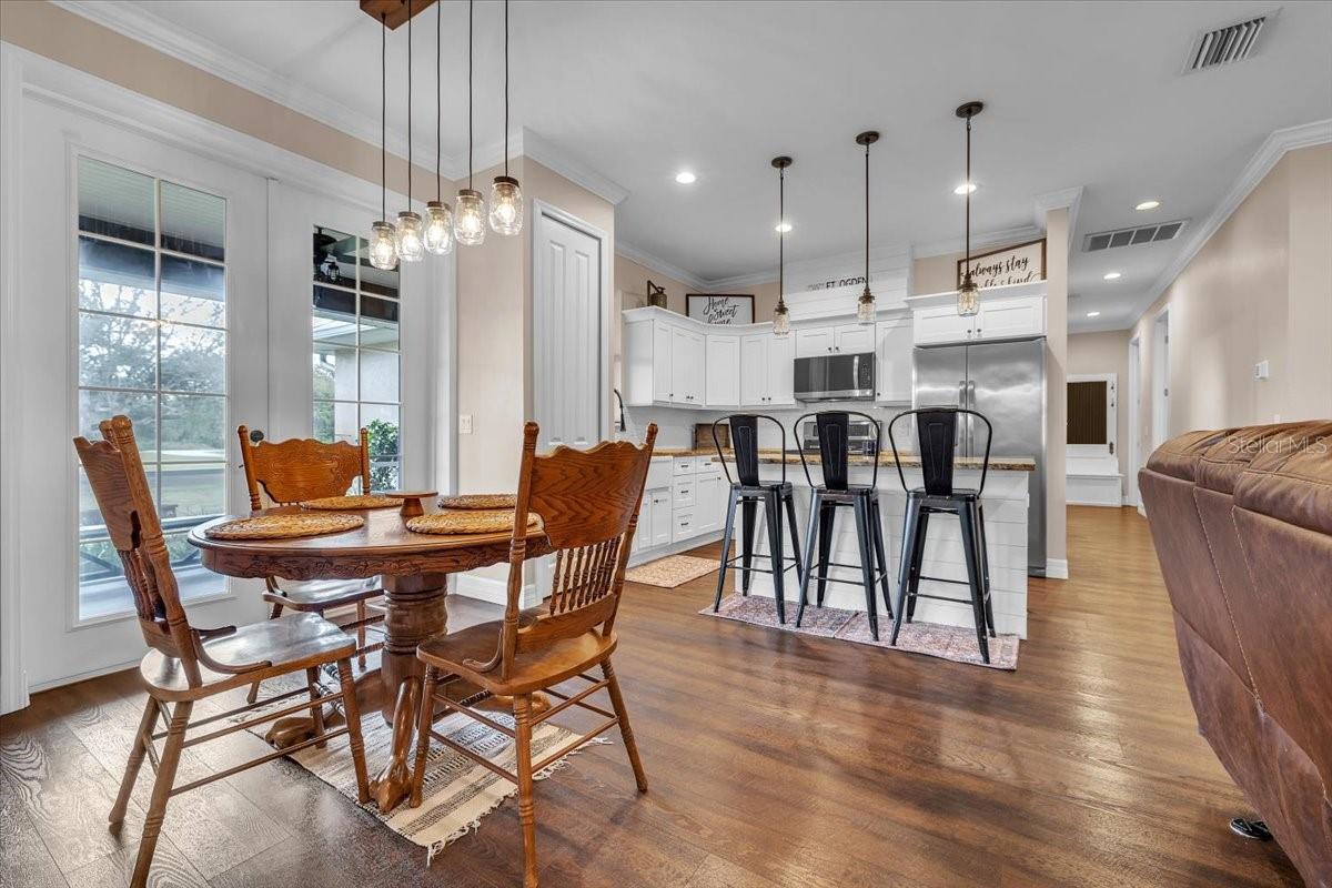 RIVER OAKS SUB - Residential