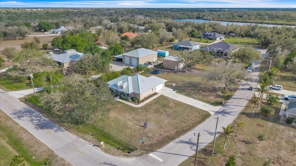 RIVER OAKS SUB - Residential