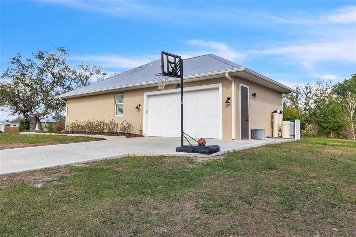 RIVER OAKS SUB - Residential