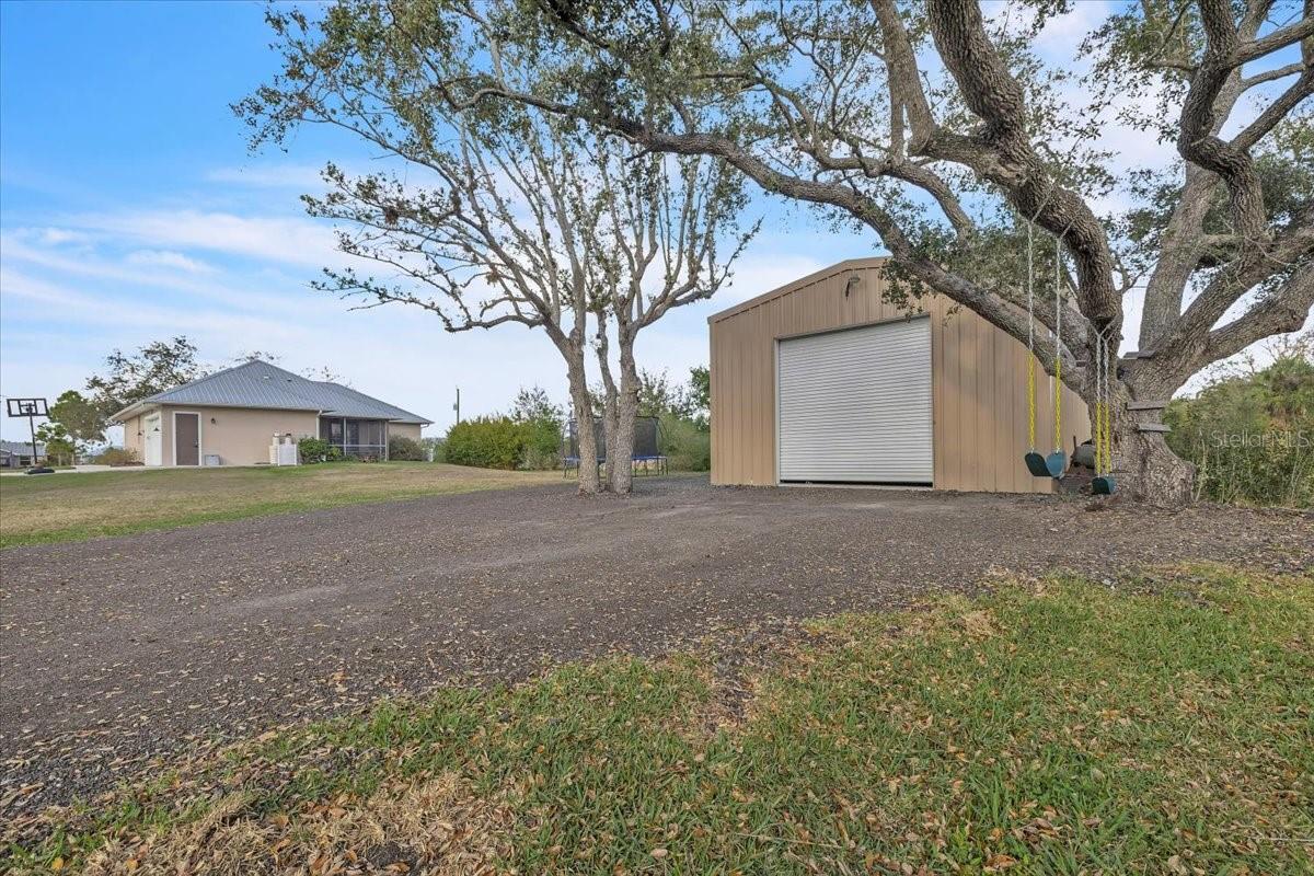 RIVER OAKS SUB - Residential