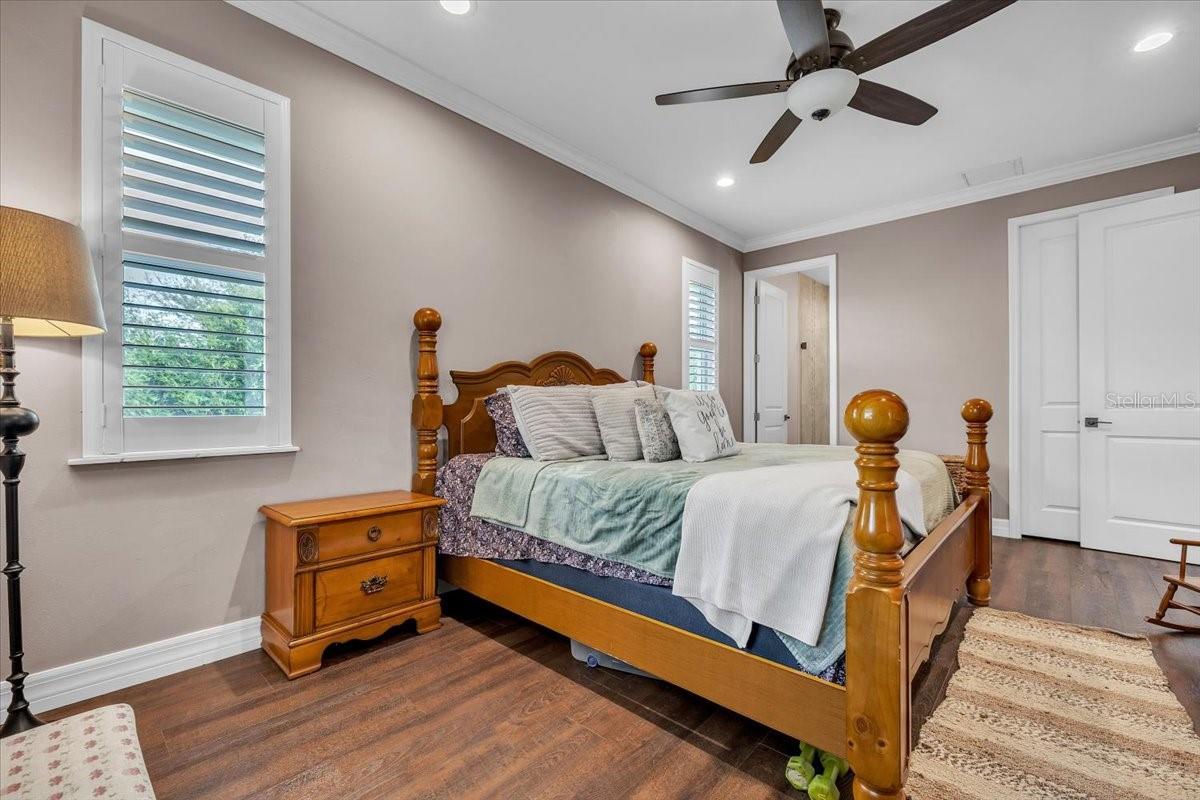 RIVER OAKS SUB - Residential