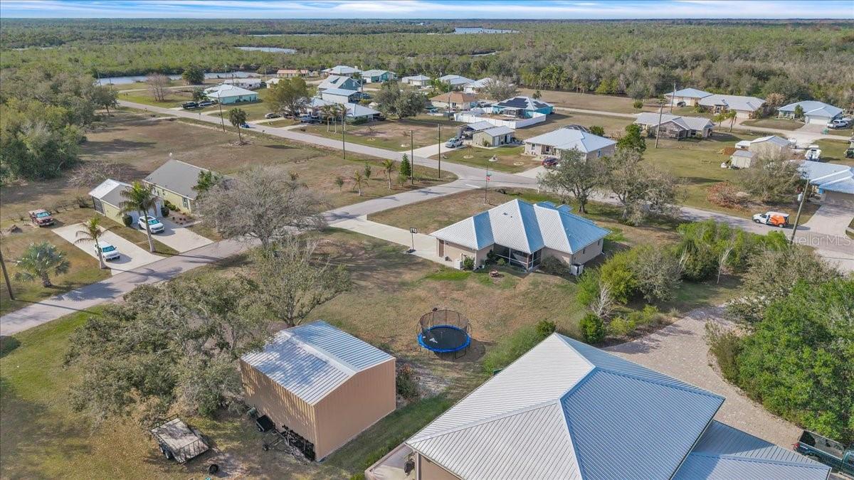 RIVER OAKS SUB - Residential