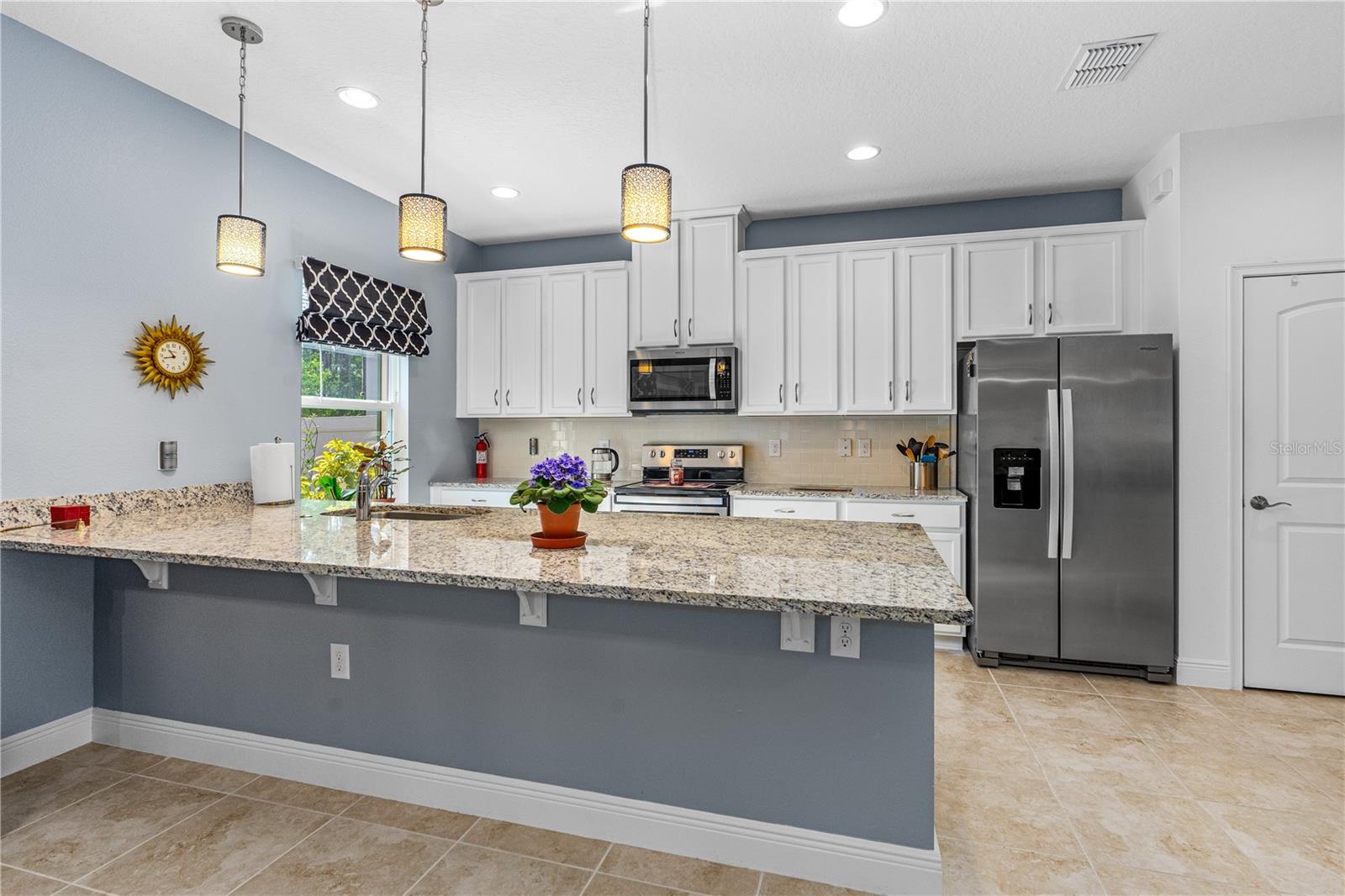5635 ESTERO LOOP