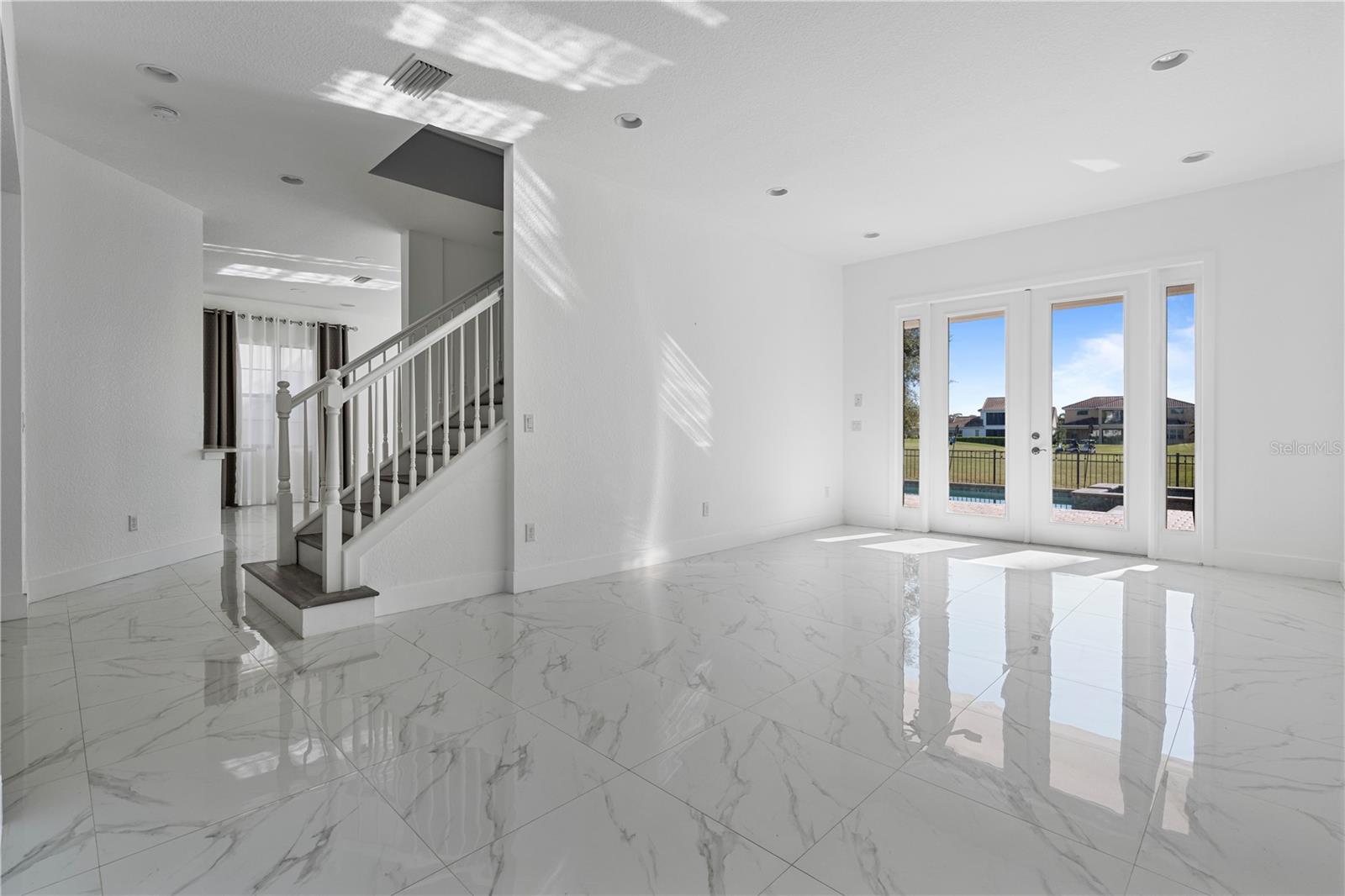 EAGLE CRK VILLAGE G PH 1 - Residential Lease