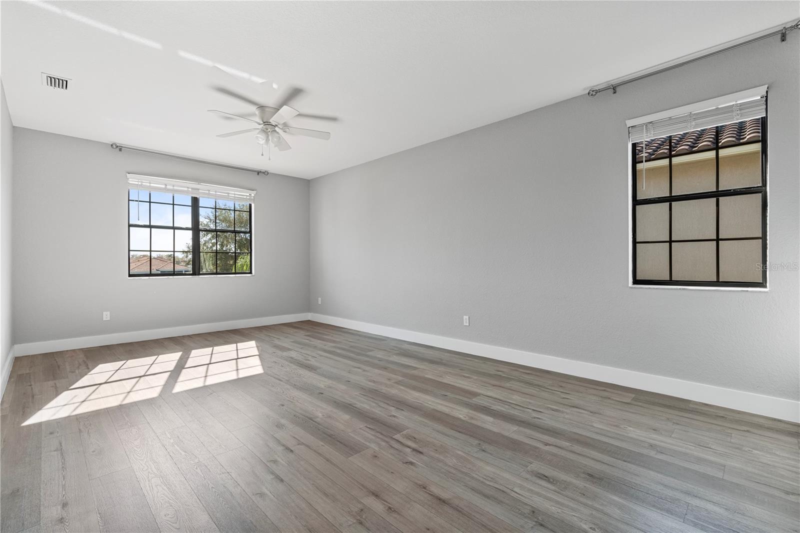 EAGLE CRK VILLAGE G PH 1 - Residential Lease