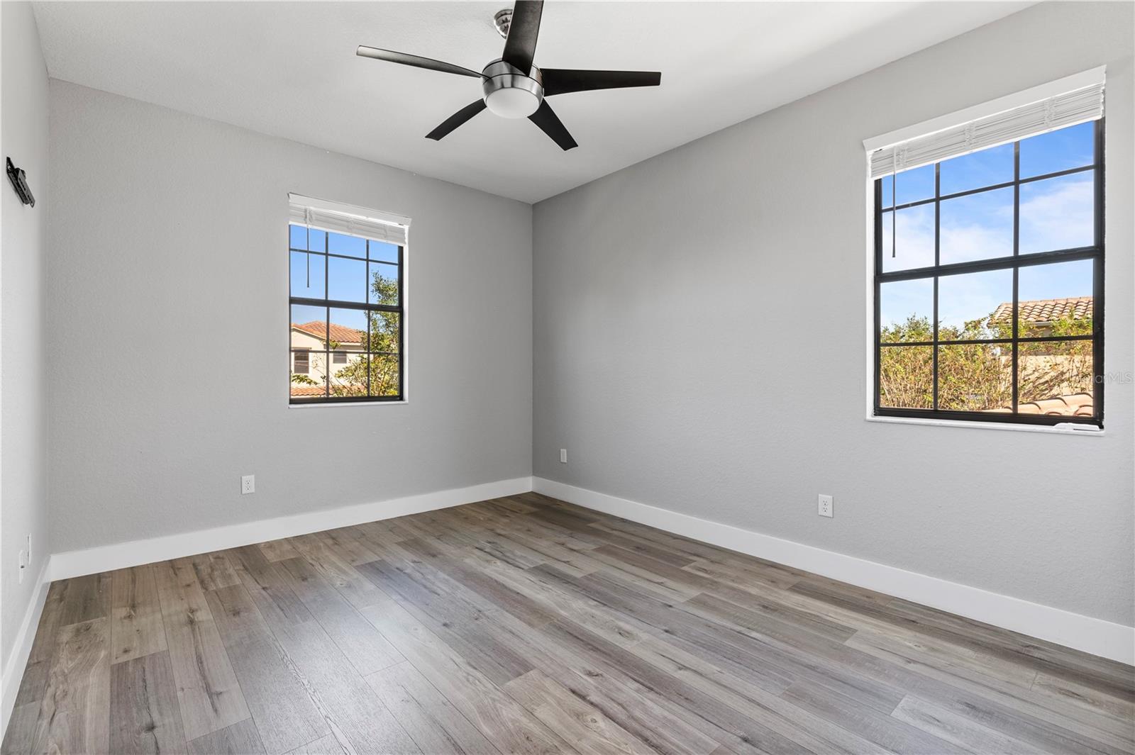 EAGLE CRK VILLAGE G PH 1 - Residential Lease