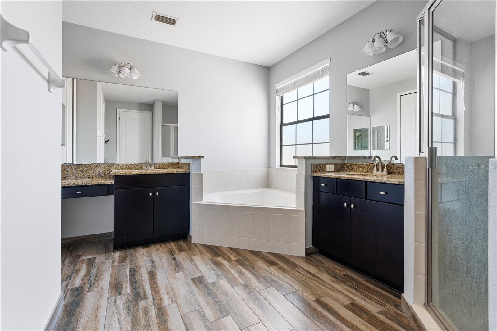 EAGLE CRK VILLAGE G PH 1 - Residential Lease