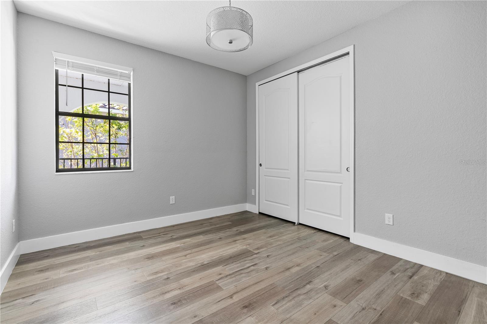 EAGLE CRK VILLAGE G PH 1 - Residential Lease