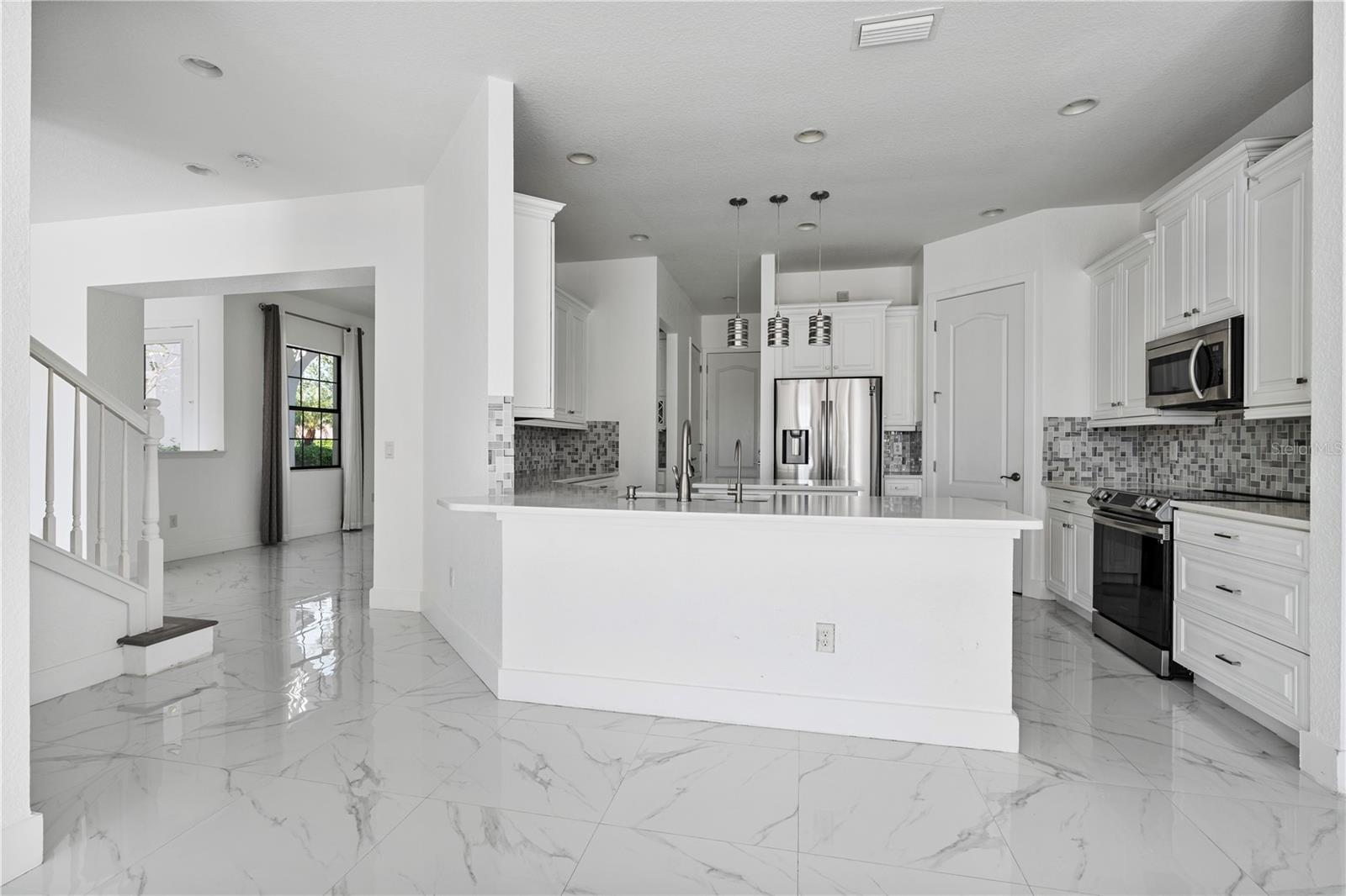 EAGLE CRK VILLAGE G PH 1 - Residential Lease