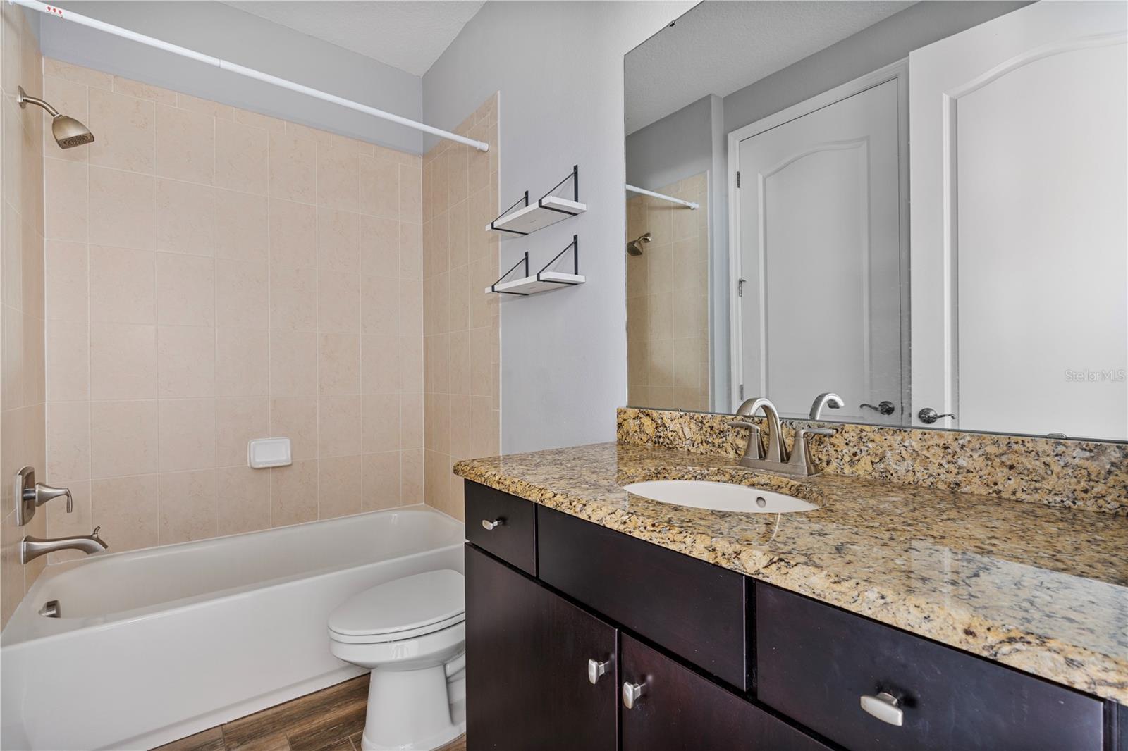 EAGLE CRK VILLAGE G PH 1 - Residential Lease