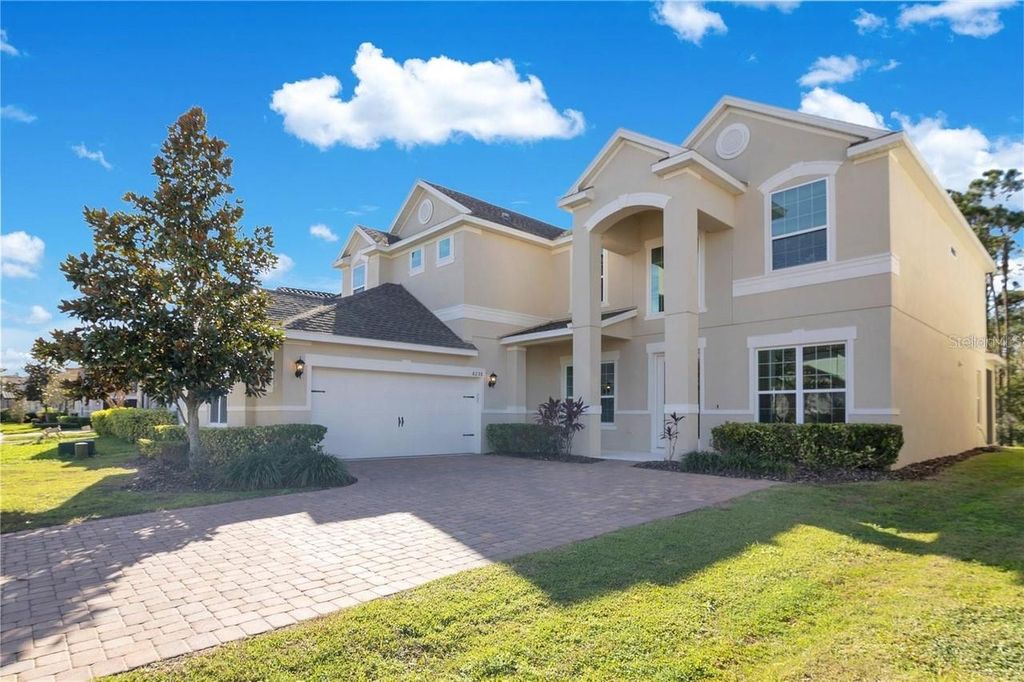 Photo of 8298 Lookout Pointe Drive, Windermere, FL 34786 (MLS # S5136133)