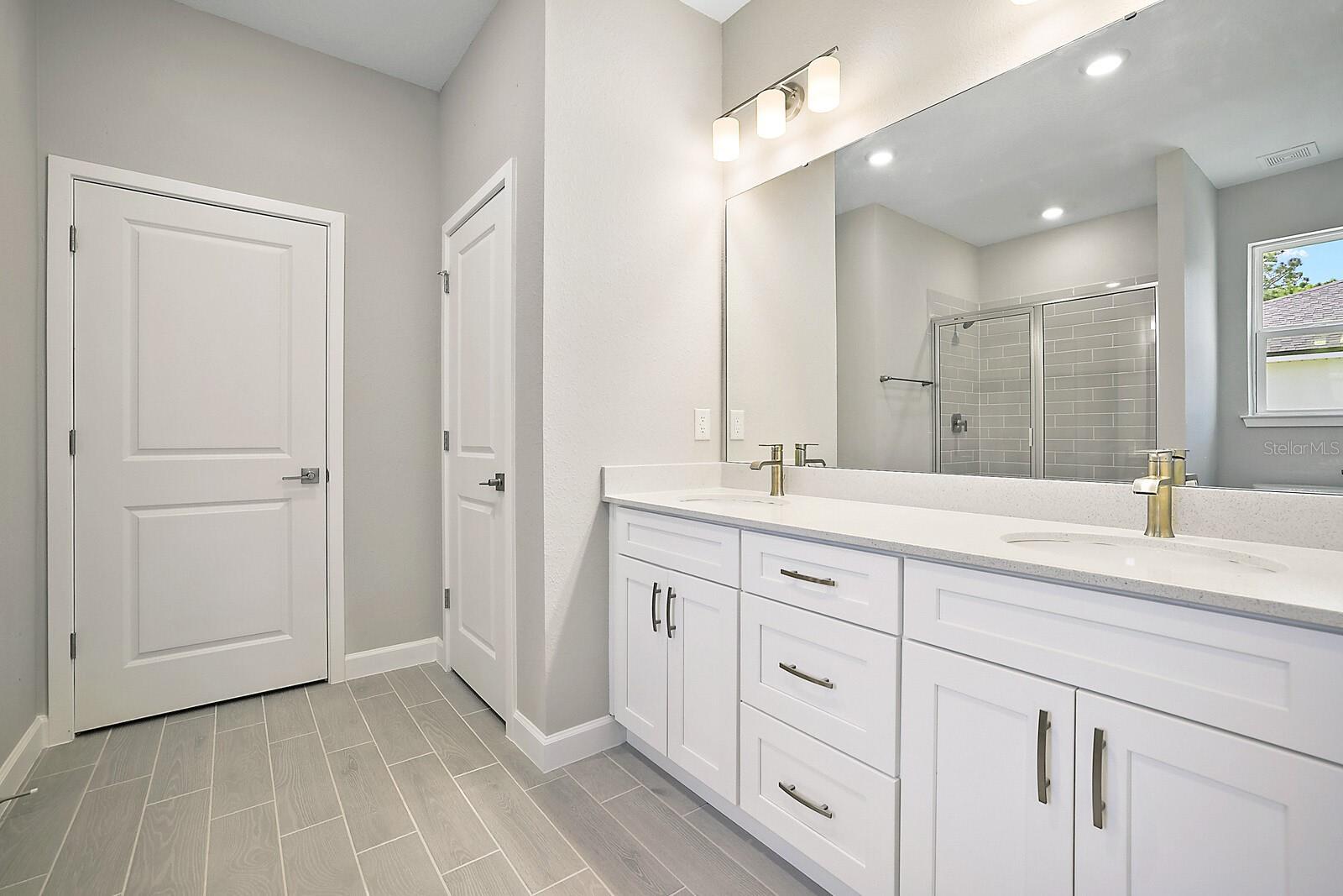 MARION OAKS UN FOUR - Residential Lease