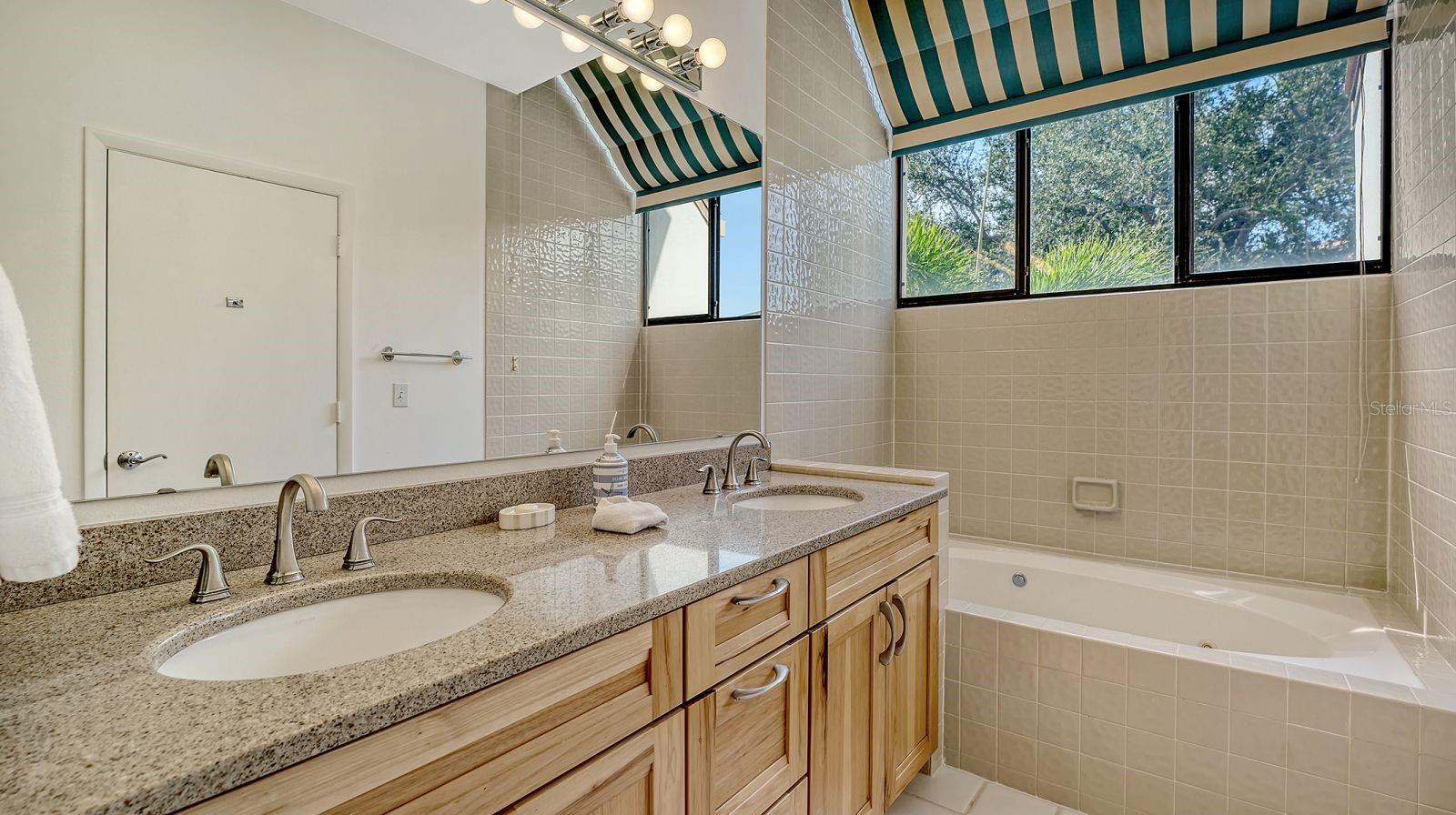 FAIRWAY BAY 1 - Residential