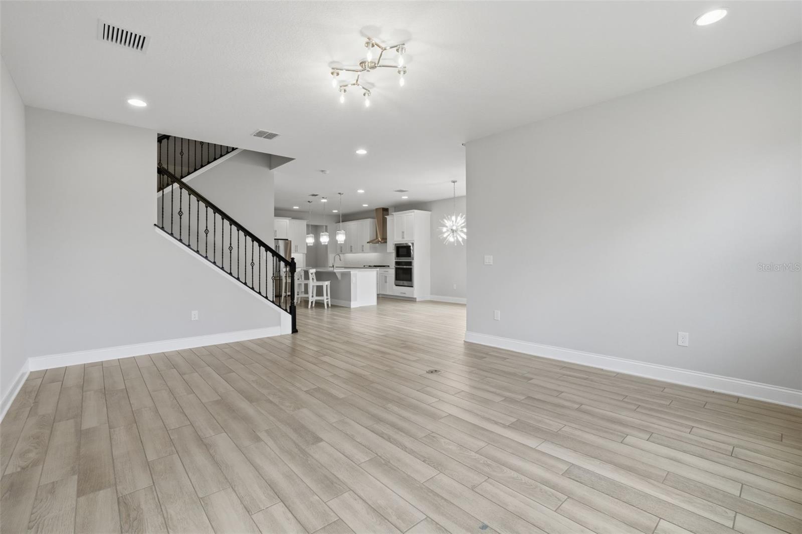 ENCORE/OVATION-PH 3 - Residential