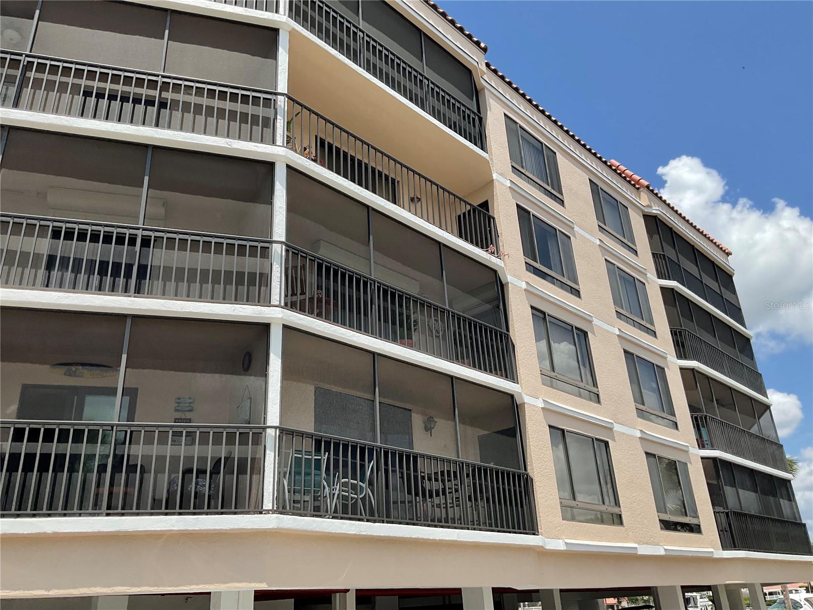 25188 MARION AVENUE D207