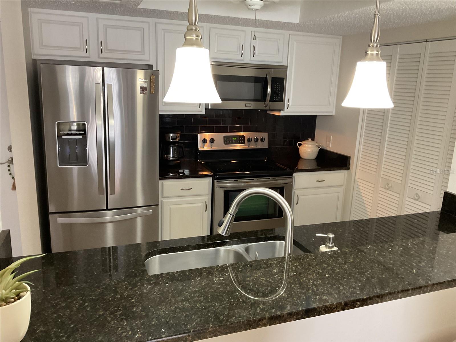 EMERALD POINTE PH 04 - Residential