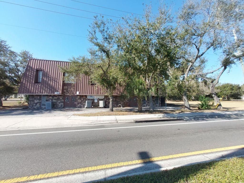 Photo of 11400 Us Highway 19 N, Clearwater, FL 33764 (MLS # TB8475614)