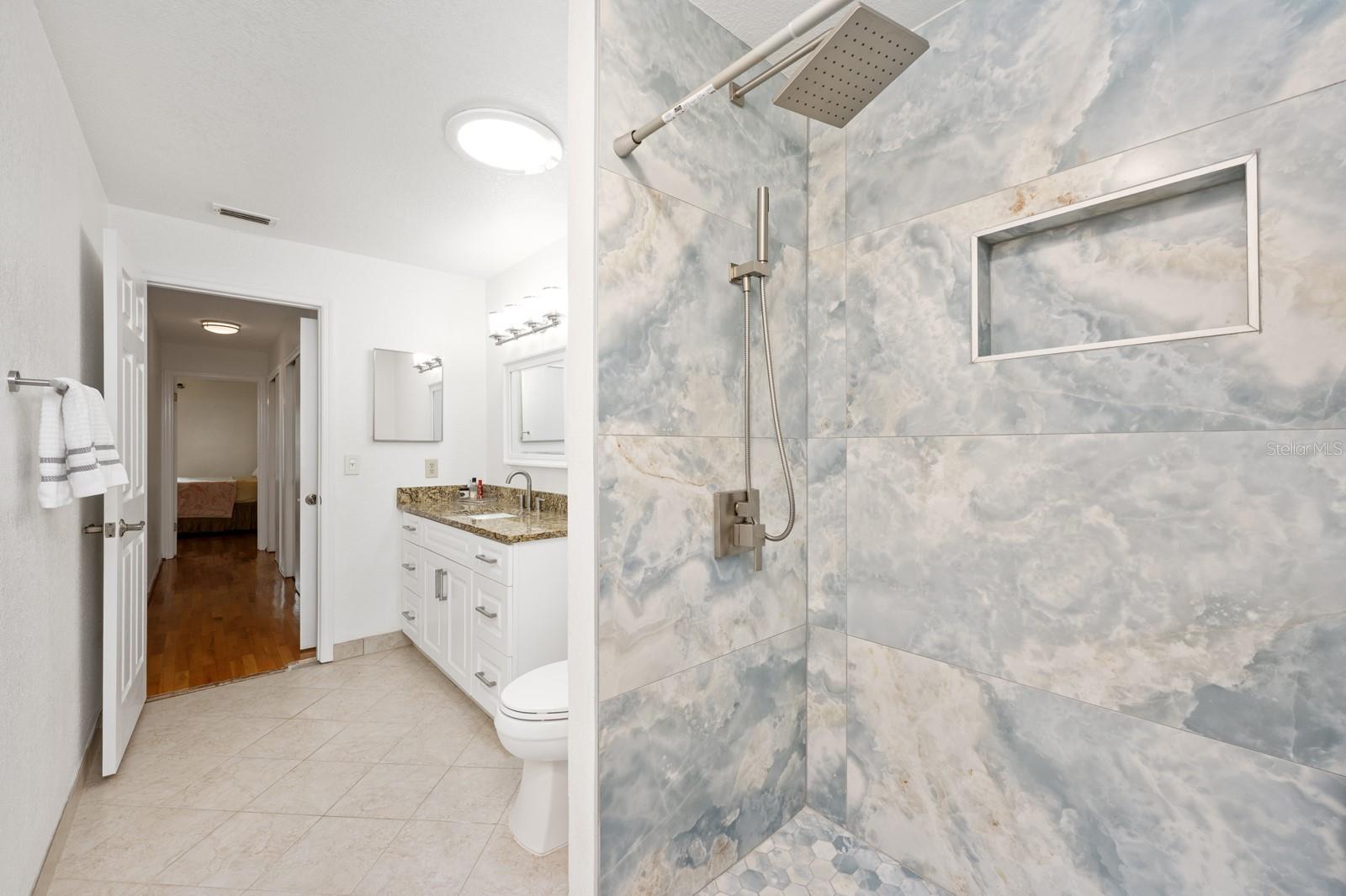 SUNRISE ESTATES UNIT 5 - Residential