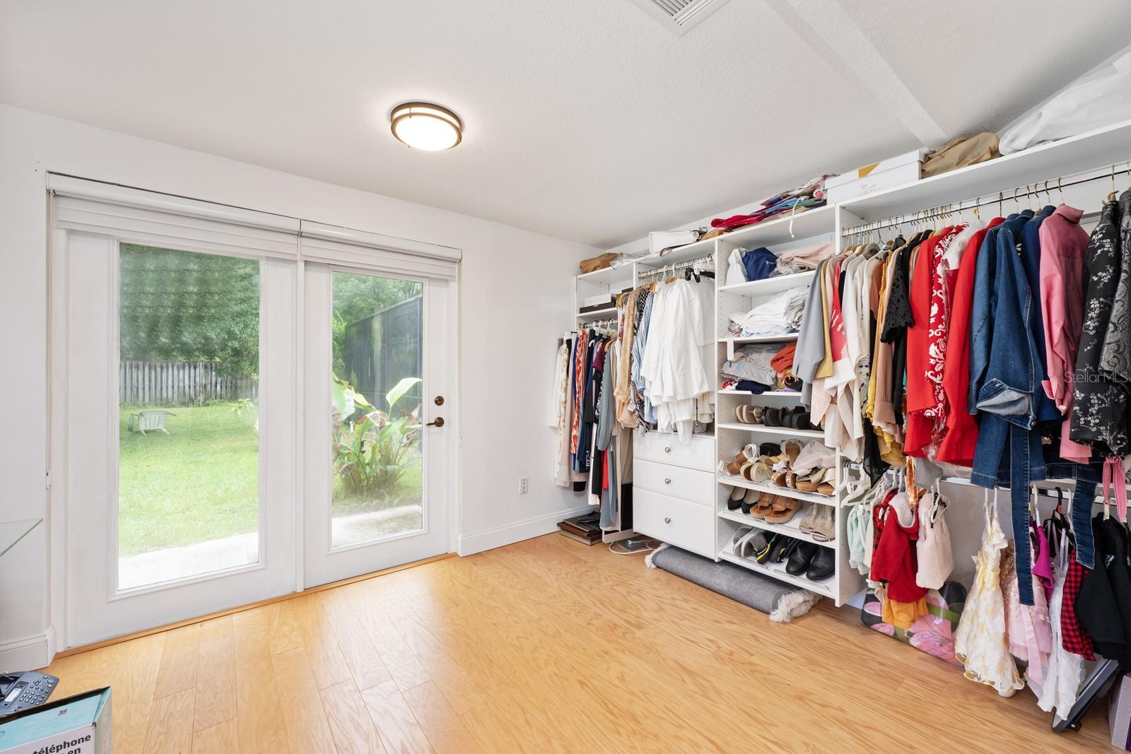 SUNRISE ESTATES UNIT 5 - Residential