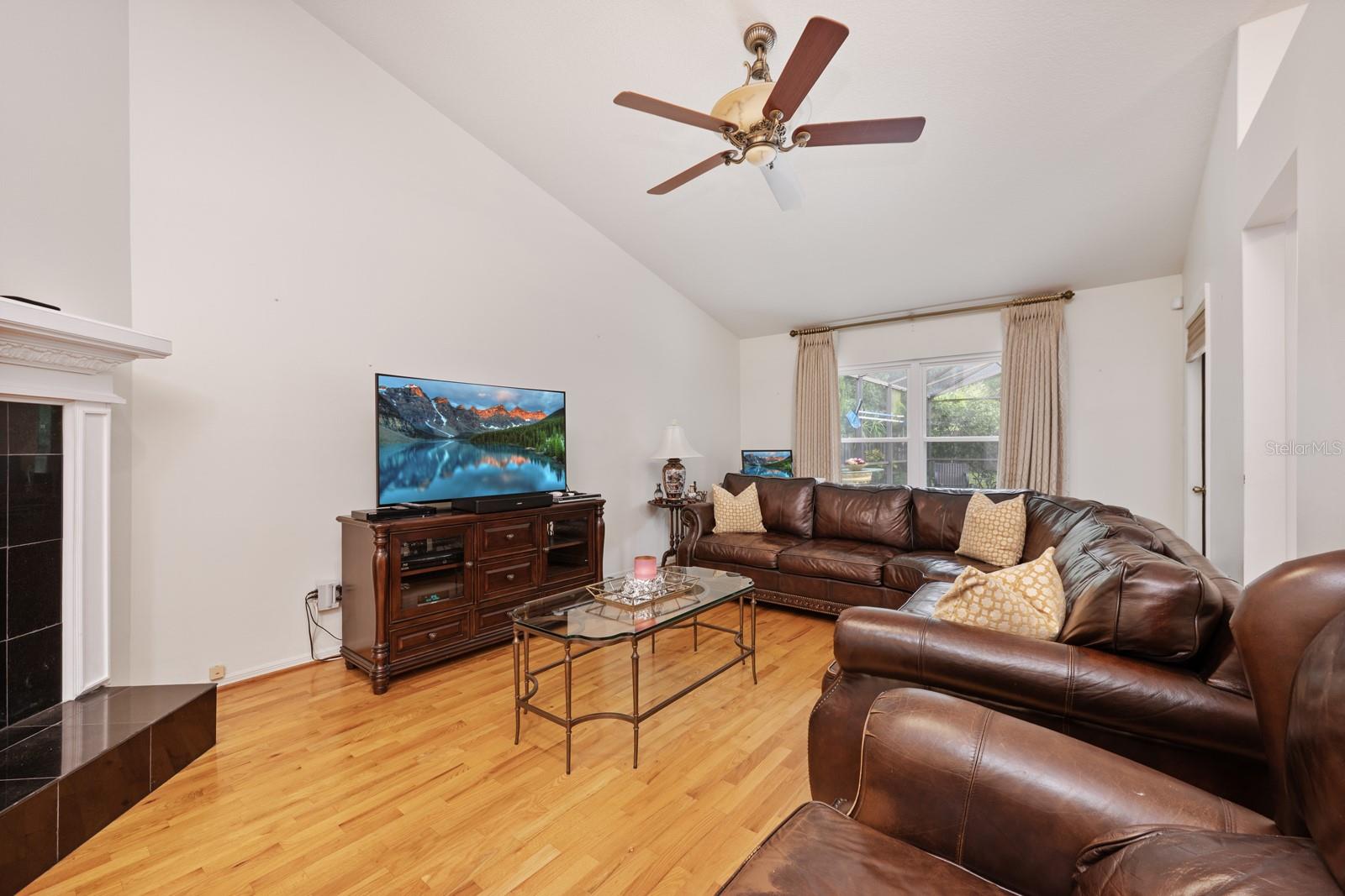 SUNRISE ESTATES UNIT 5 - Residential