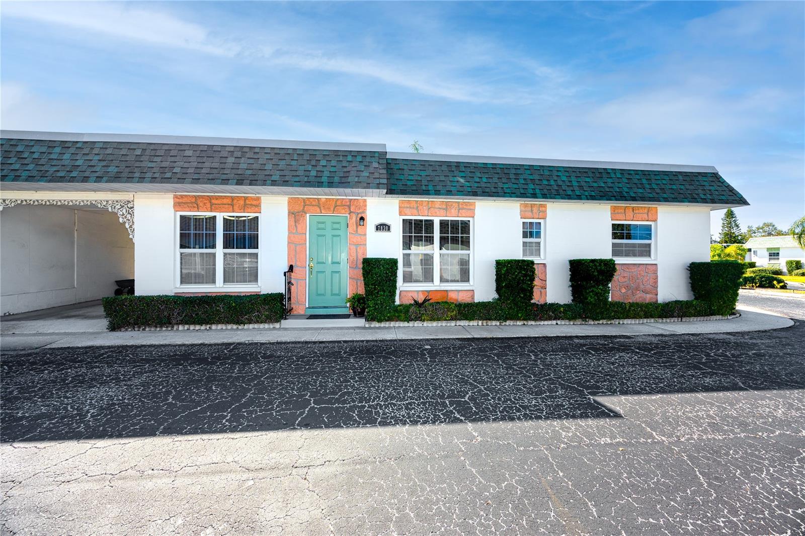 TYRONE VILLAS - Residential