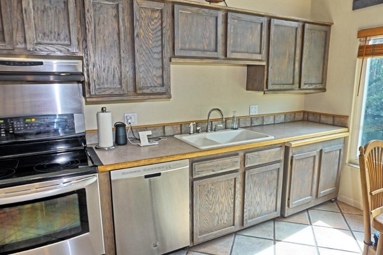 PARADISE LAKES RESORT CONDO - Residential