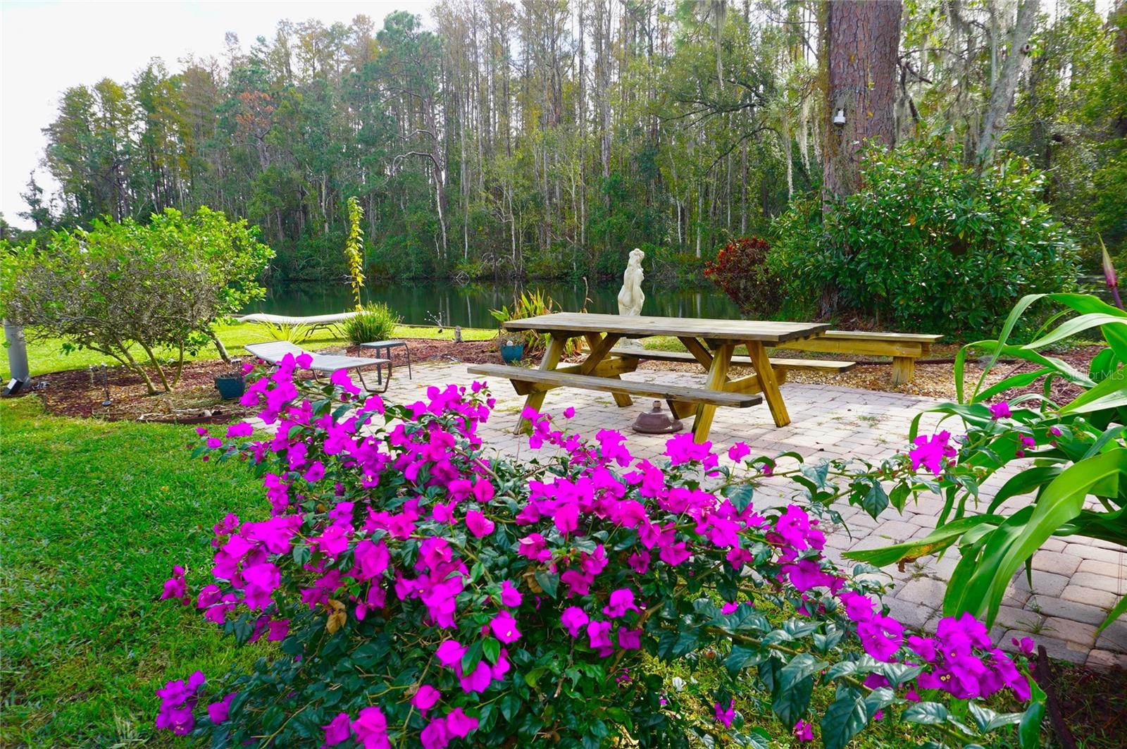 PARADISE LAKES RESORT CONDO - Residential