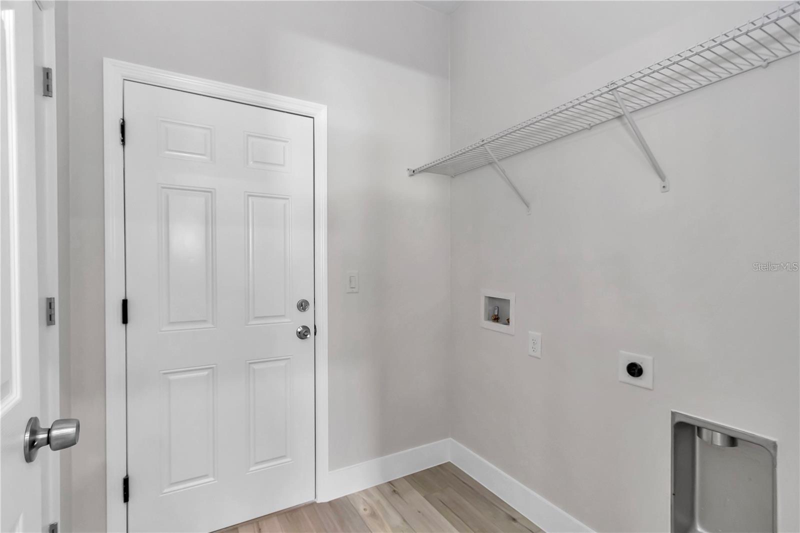 MARION OAKS 06 - Residential Lease