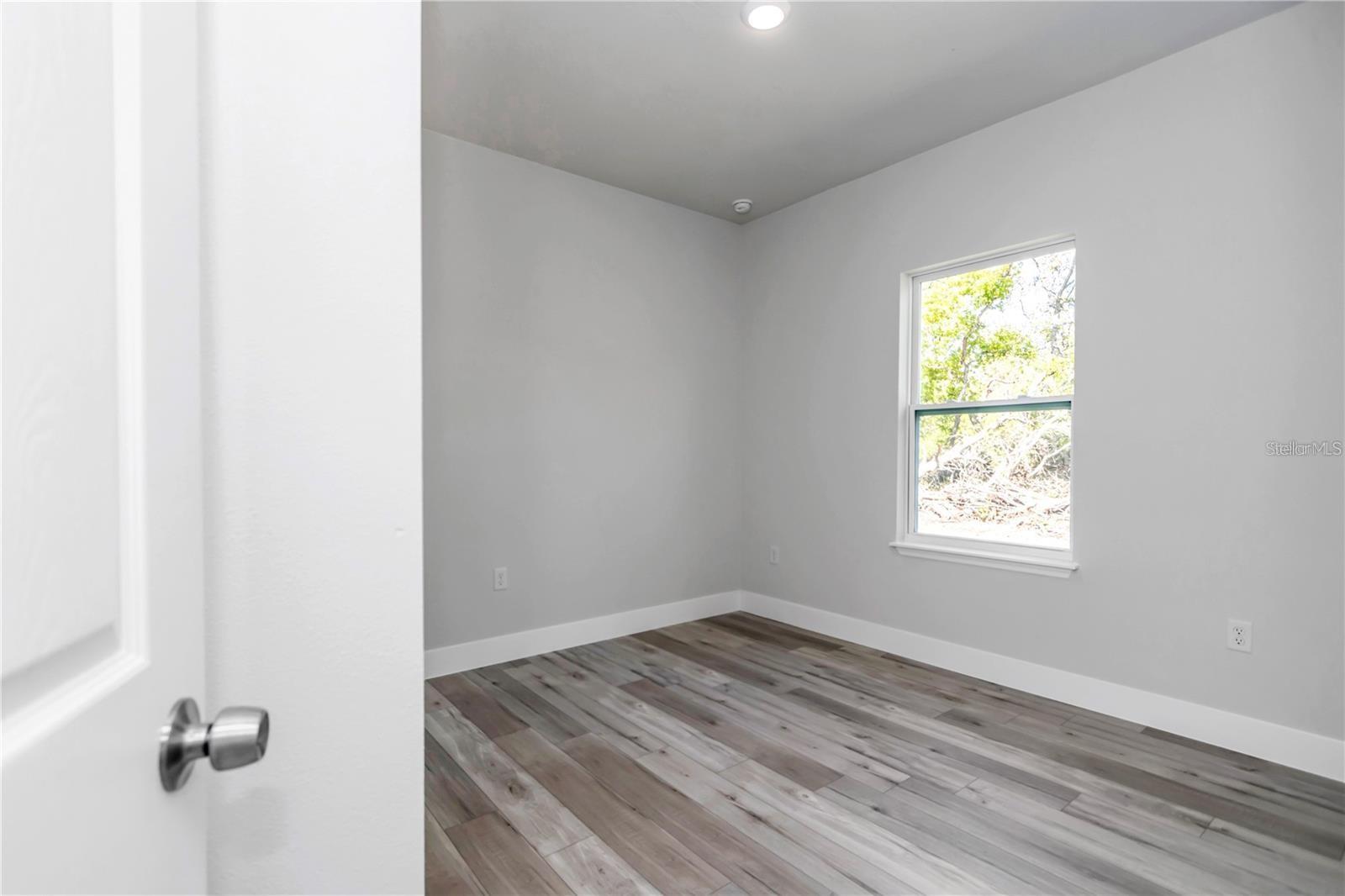 MARION OAKS 06 - Residential Lease