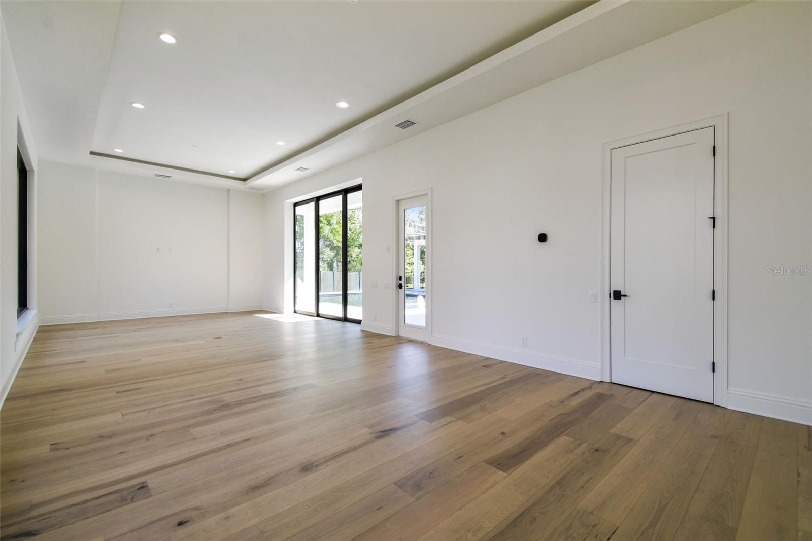 LIBERTY OAKS - Residential