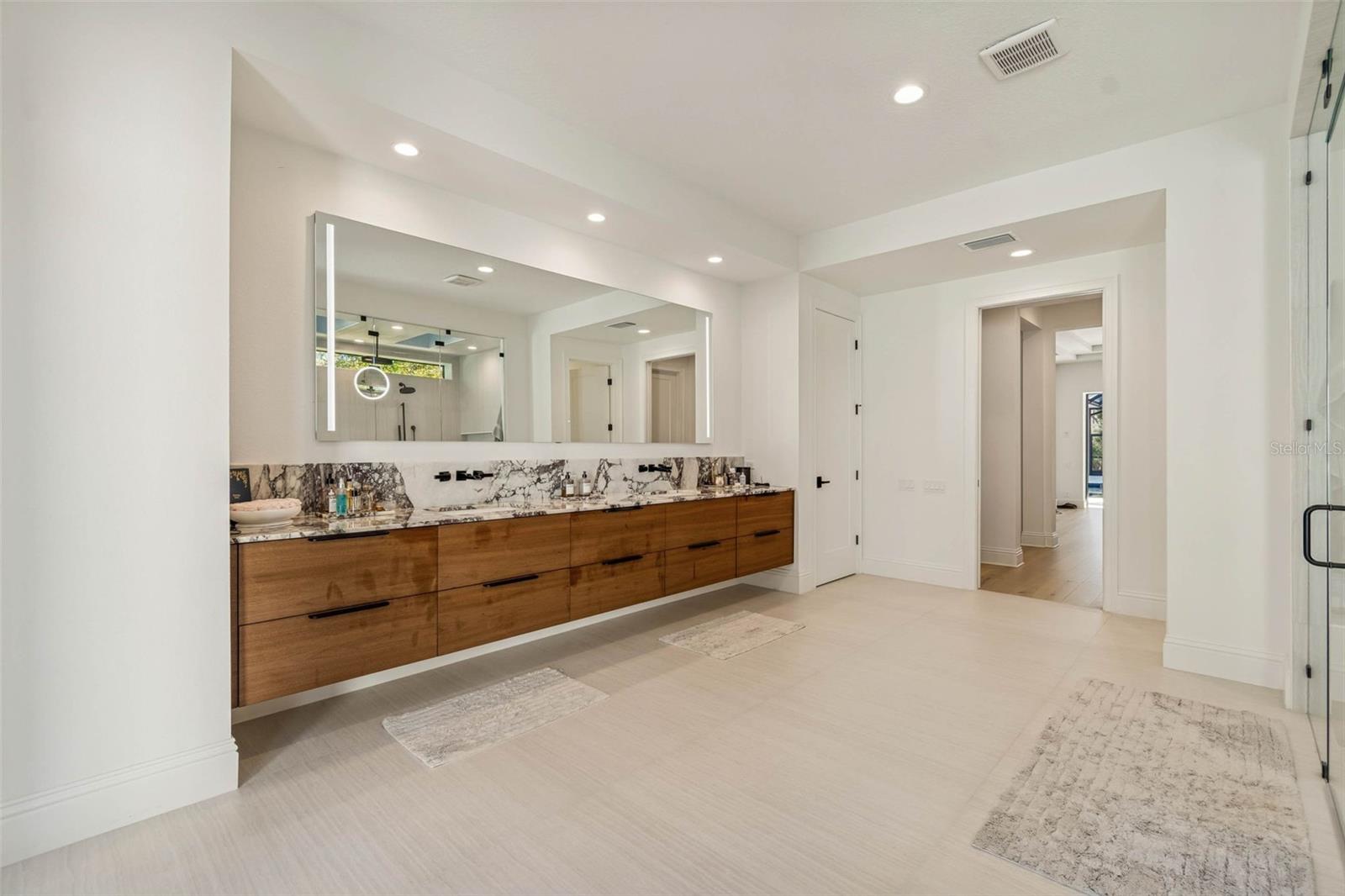 LIBERTY OAKS - Residential