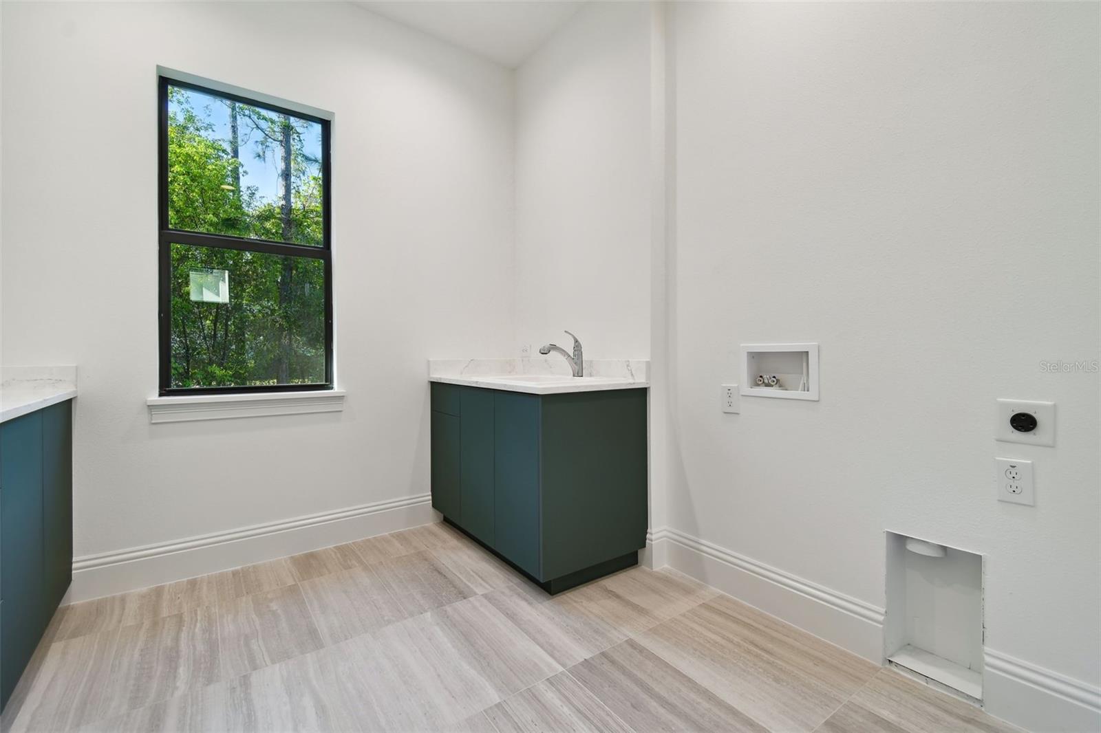 LIBERTY OAKS - Residential