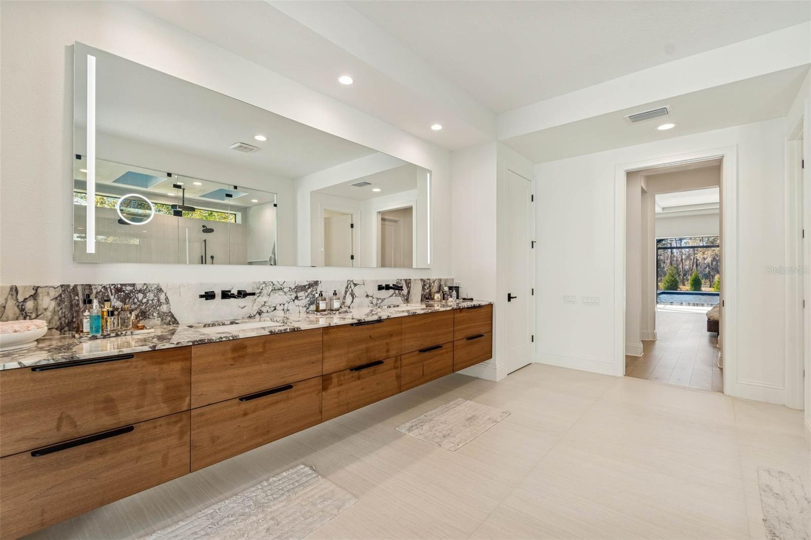 LIBERTY OAKS - Residential