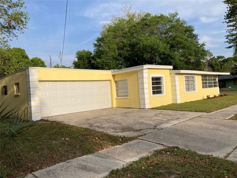 A home in SARASOTA