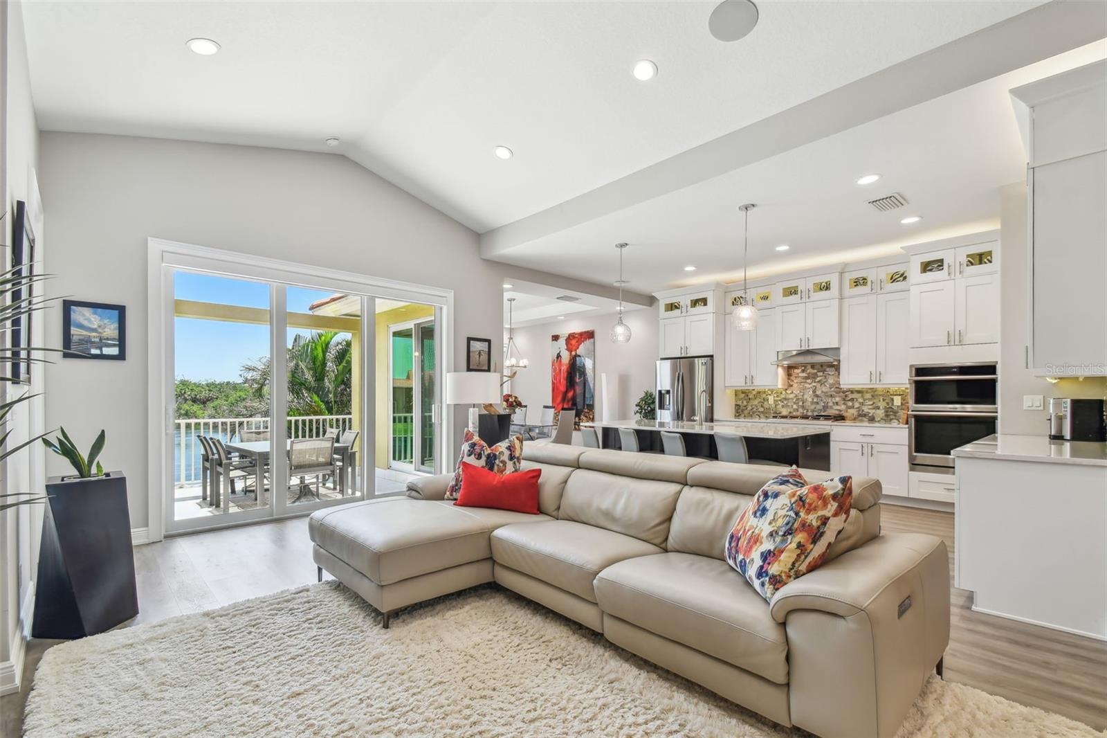 MARINA BAY GARDEN VILLAS - Residential