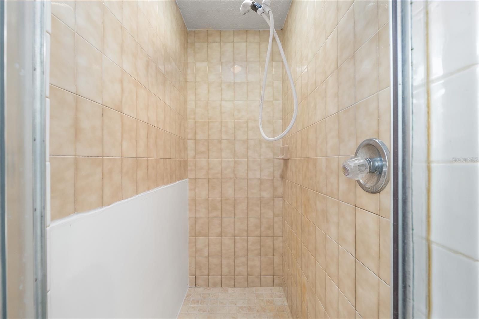 SILVER SPRINGS SHORES 23/ SILVER SPGS - Residential