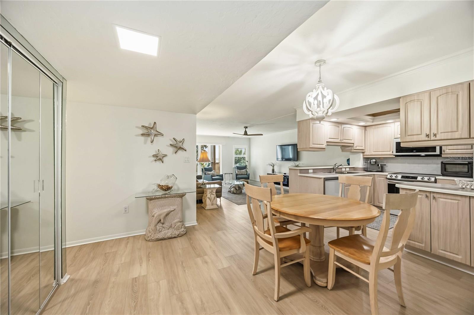 TOWERS - Residential