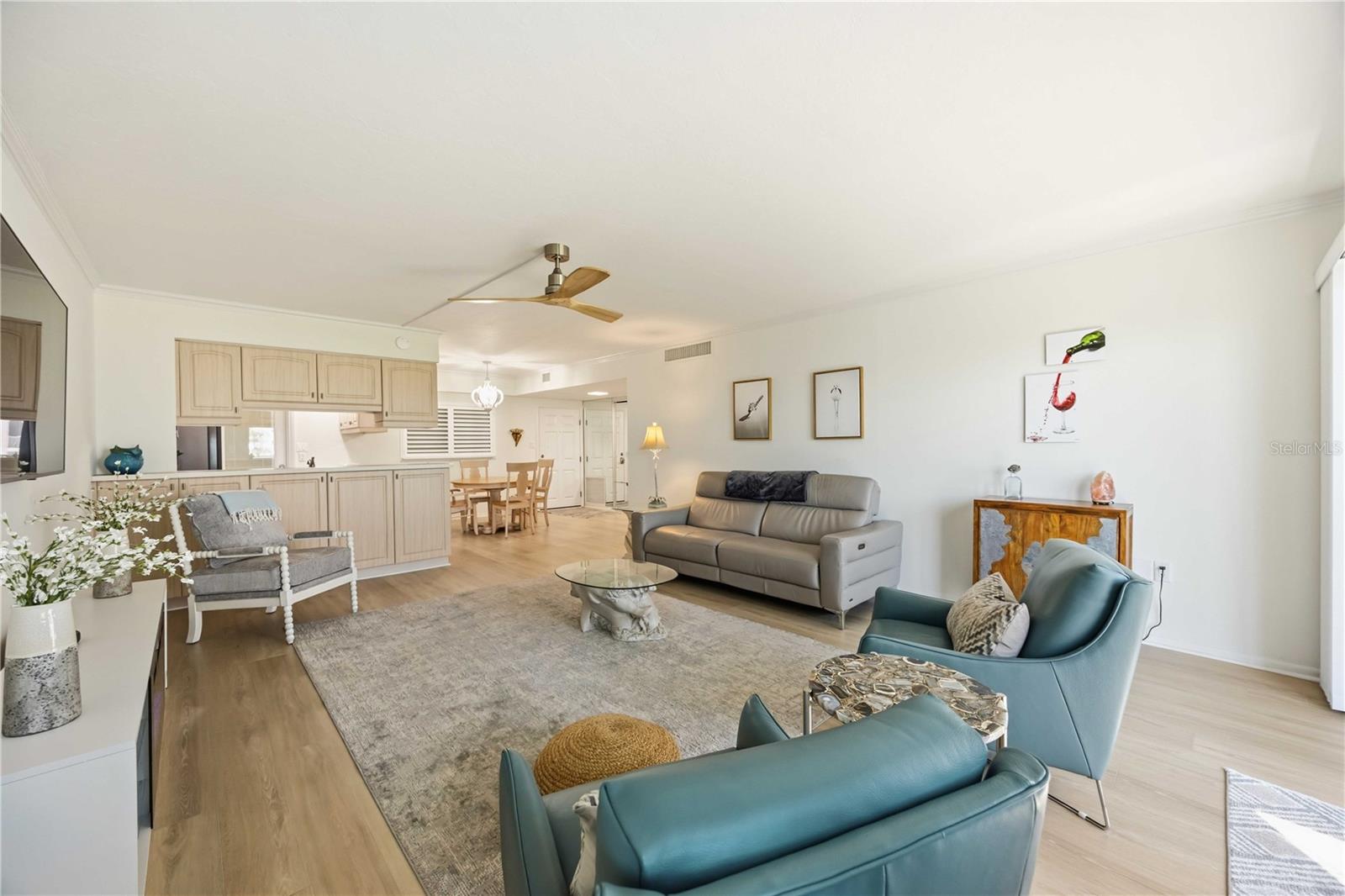 TOWERS - Residential