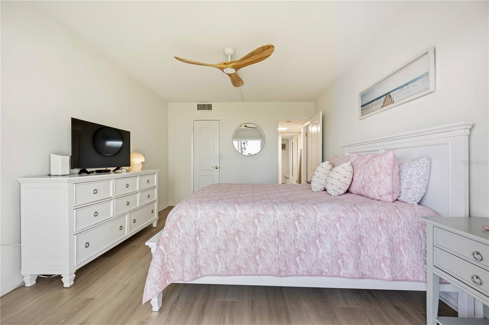 TOWERS - Residential