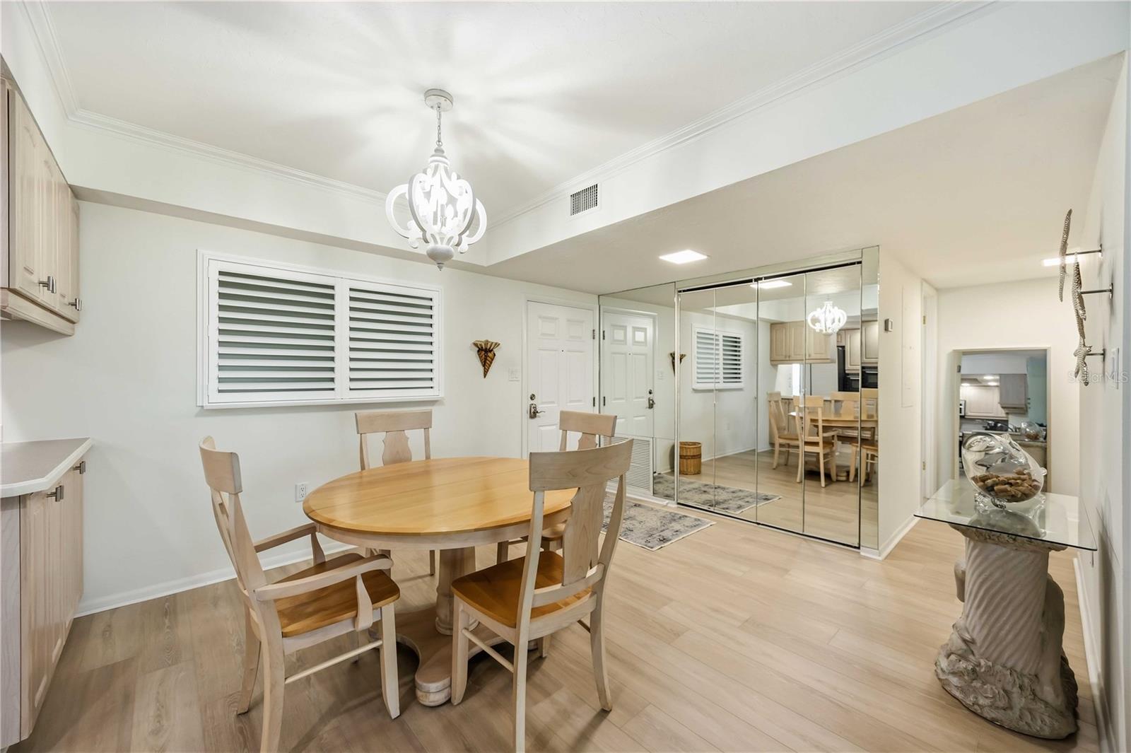 TOWERS - Residential