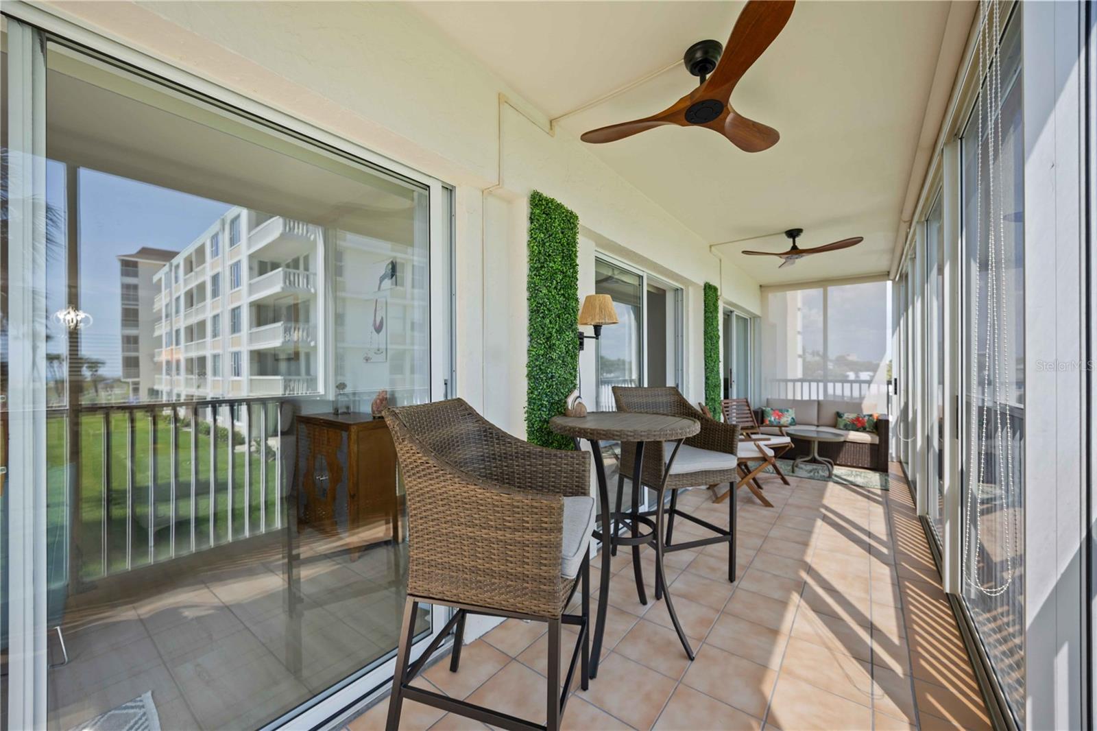 TOWERS - Residential