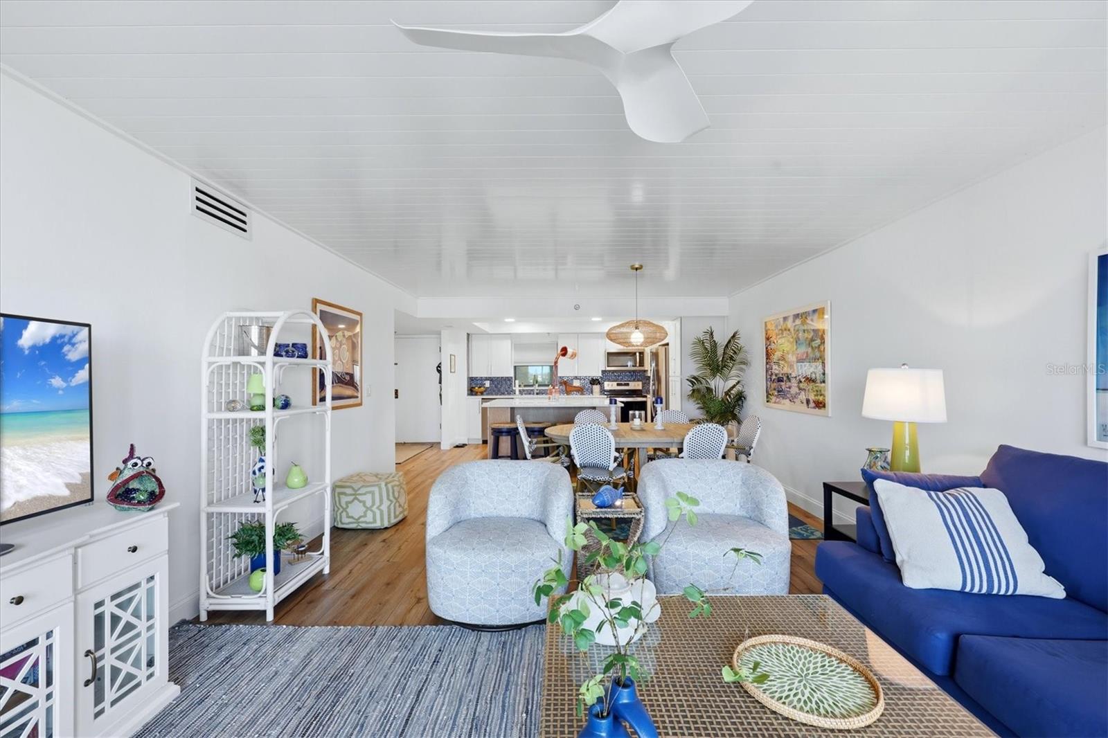 LIDO TOWERS - Residential