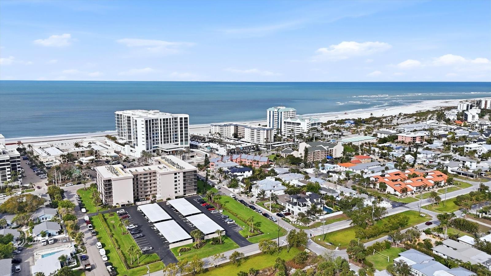 LIDO TOWERS - Residential