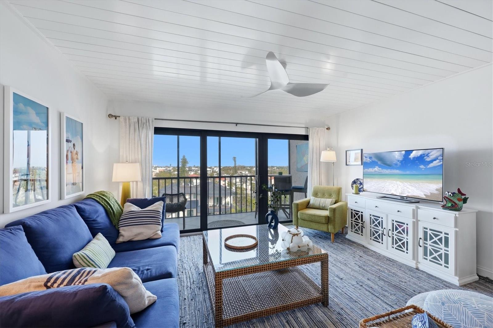 LIDO TOWERS - Residential