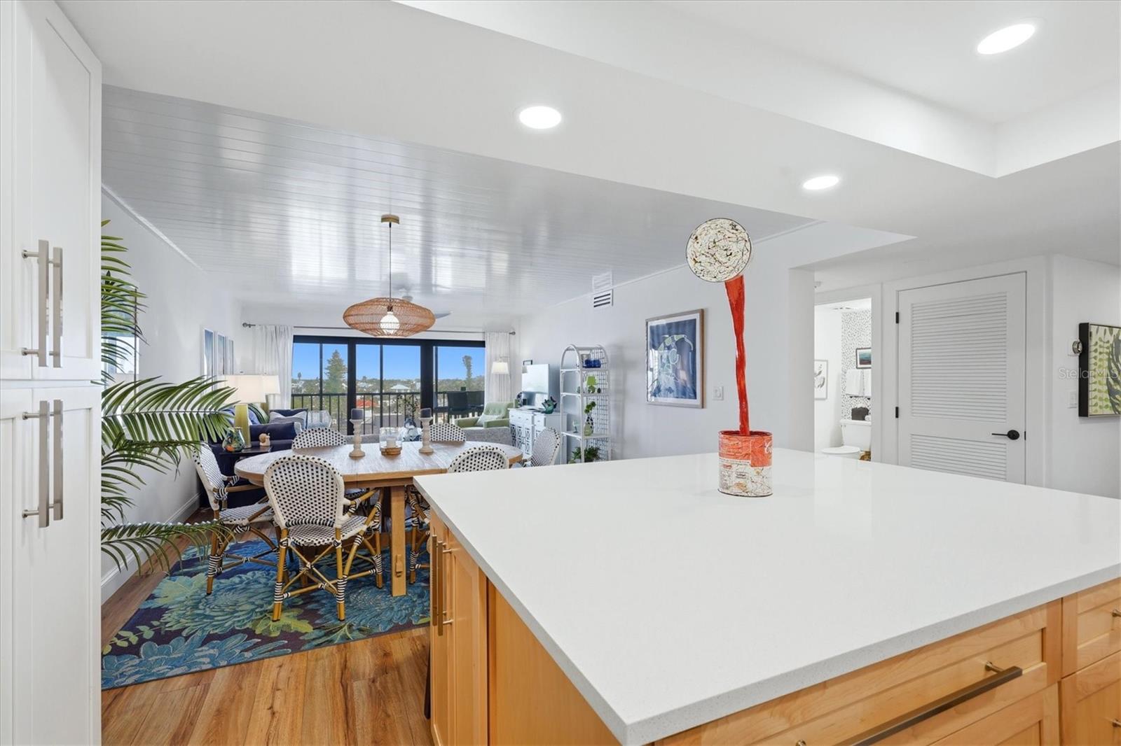 LIDO TOWERS - Residential