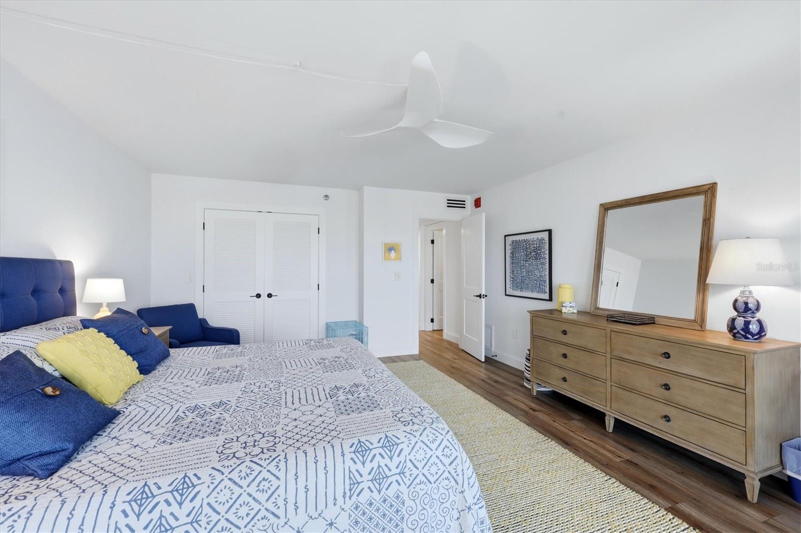 LIDO TOWERS - Residential