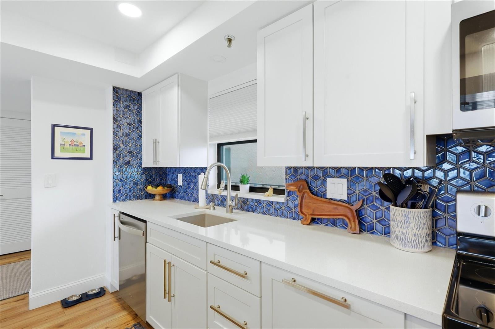 1001 BENJAMIN FRANKLIN DRIVE 604