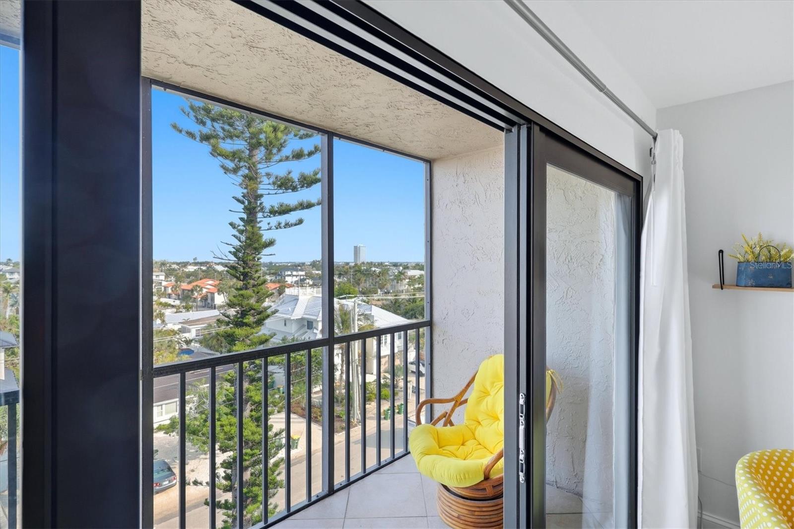 LIDO TOWERS - Residential